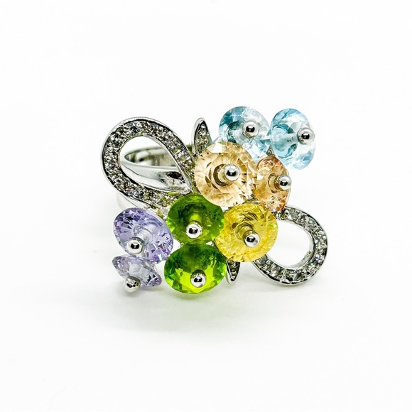 NWOT Gorgeous colorful, oversized cocktail ring size 8 - Picture 2 of 7